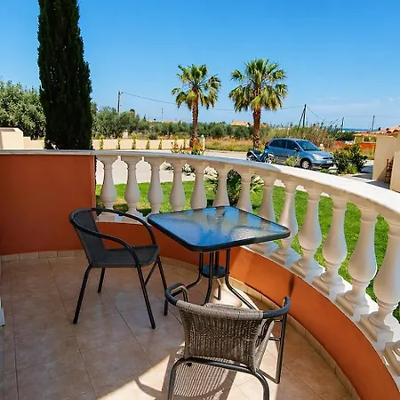 Verano Mar Apartment_near The Sea-free Parking * הרסוניסוס
